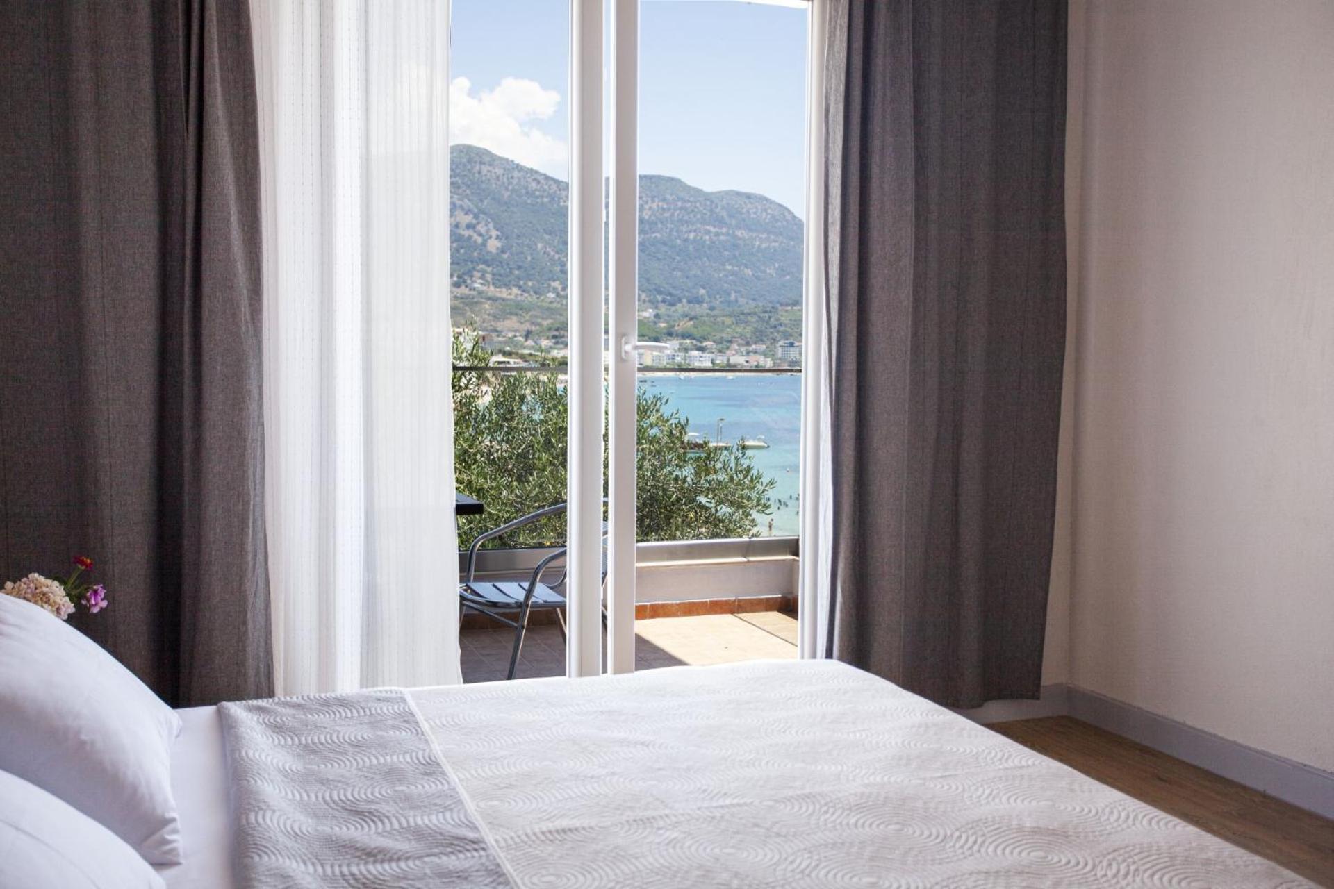 Sea And Sky Apartment