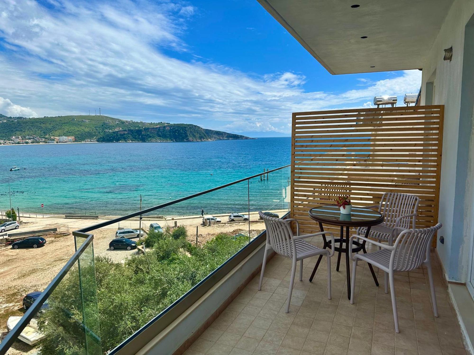 Sea And Sky Apartment
